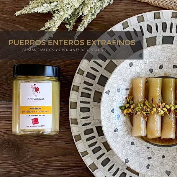 Puerros Enteros extrafinos caramelizados y crocanti de pistacho